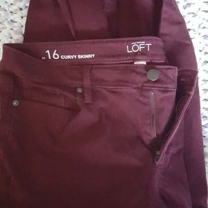 Loft size 16 burgundy curvy fit skinny jeans